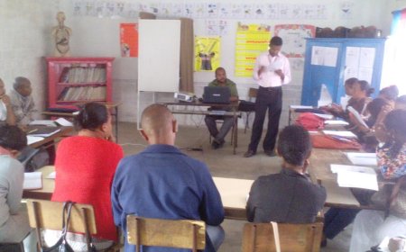 Brava: Equipa Pedagógica da Brava promove reunião pedagógica com os professores do 1º ano