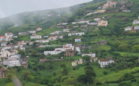 Grupo Cretcheu realiza baile a favor de Associacao de N. S. Monte