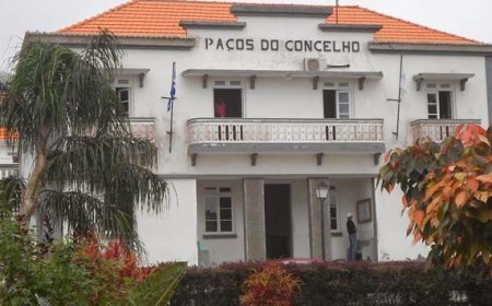 Brava: Salário do Secretário da Assembleia Municipal gera críticas