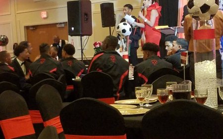 GALA CAMPEÕES DE FUTEBOL DE BROCKTON HIGH SCHOOL: "MAMA" A DIVA ENTRE OS HOMENAGEADOS