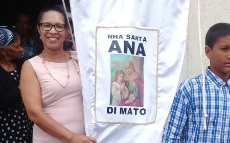 A primeira responsabilidade que a bandeira requer é a fé – festeira Nha Santana de Mato 2018