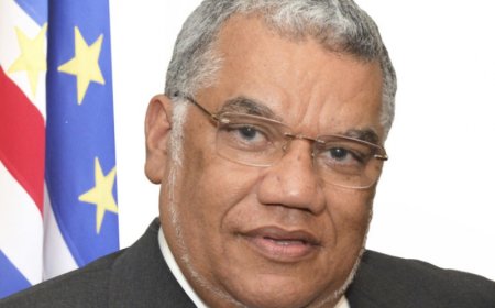 Governo decreta dois dias de luto nacional pela morte de Júlio Herbert