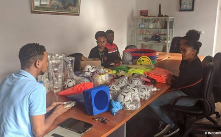 Brava: Monitores do programa nacional de actividade física Mexi Mexê recebem equipamentos de trabalho