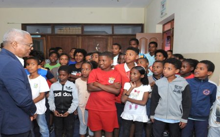Ilha do Sal: PR mostra-se preocupado com os “enormes desafios” da ilha na área social