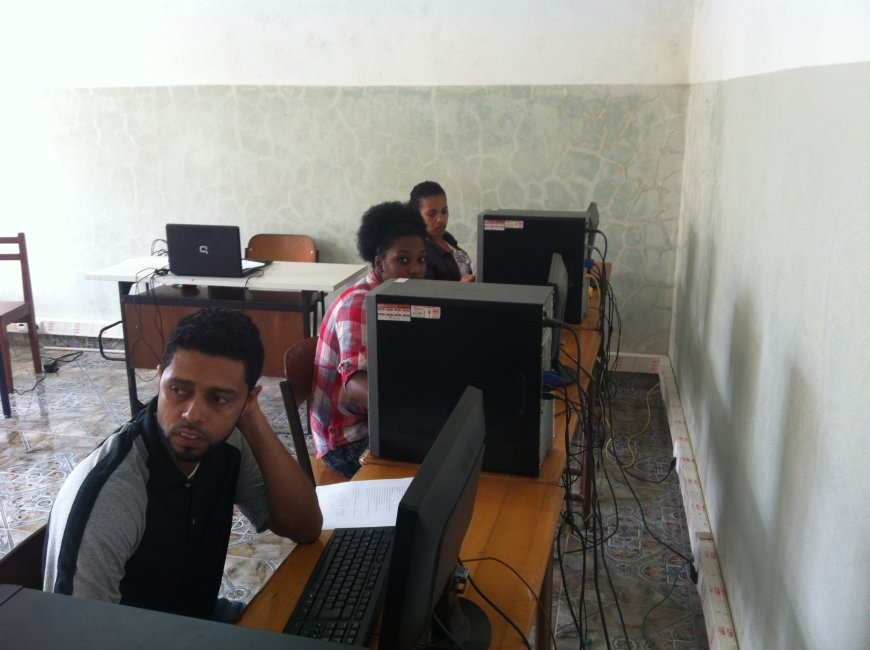 STUDENTS IN THE 12TH YEAR OF AFTER-WORK EDUCATION COMPLETE THE INTERNAL GENERAL TESTS