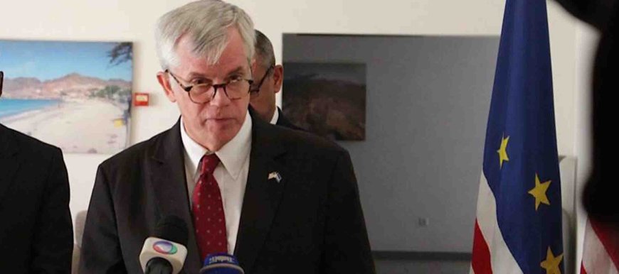 Fogo: Donald Heflin inicia esta segunda-feira visita de quatro dias às ilhas do Fogo e da Brava