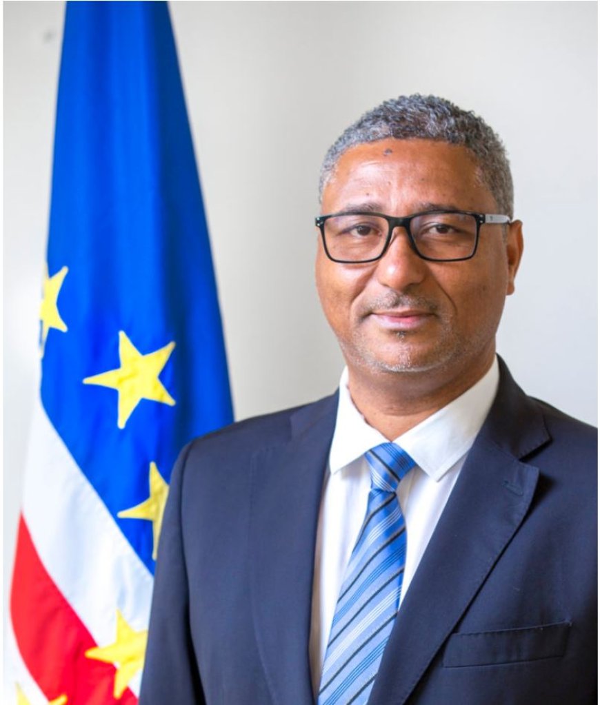 ALMOST 4 (FOUR) YEARS AFTER HIS APPOINTMENT, MINISTER OF AGRICULTURE AND ENVIRONMENT GIVES AN AIR OF HIS GRACE TO ILHA BRAVA PAICV)
