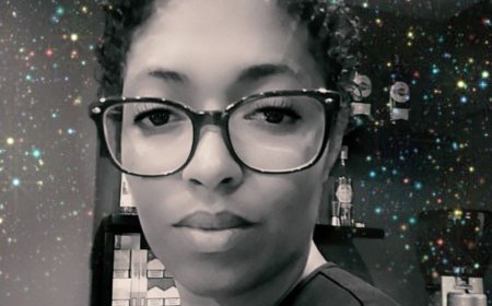 Estivania Santos, uma bravense na livraria Eugénio Tavares na Praia