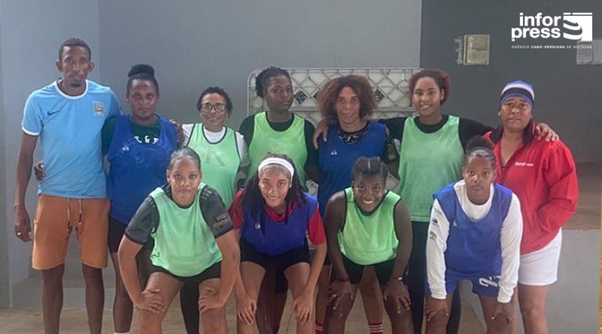 Futsal: Coach of the Brava national team asks for everyone's involvement to "leverage" the sport among women