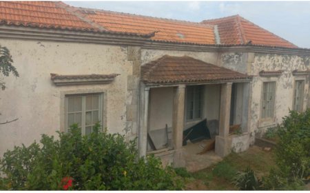 Escola histórica de Nossa Senhora do Monte corre risco de desabar caso não forem tomadas medidas