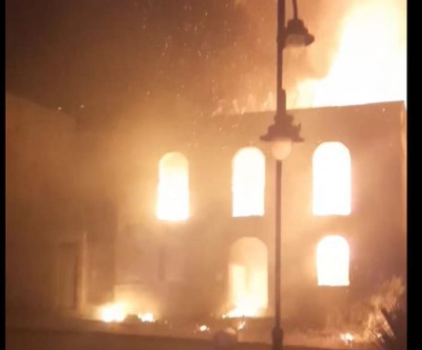Fire devastates a residence in the town of Furna, destroying all the family's assets in question